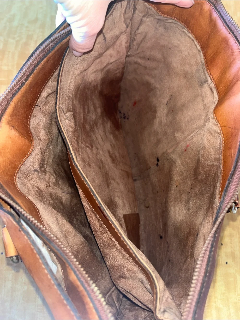 Source Unknown Tan Leather Briefcase - Classic Men’s Carryall